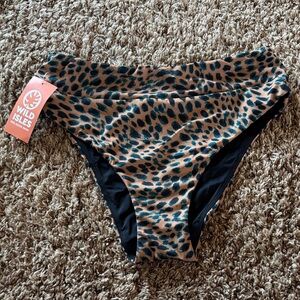 NEW Wild Isles Leopard Print Bikini Bottom